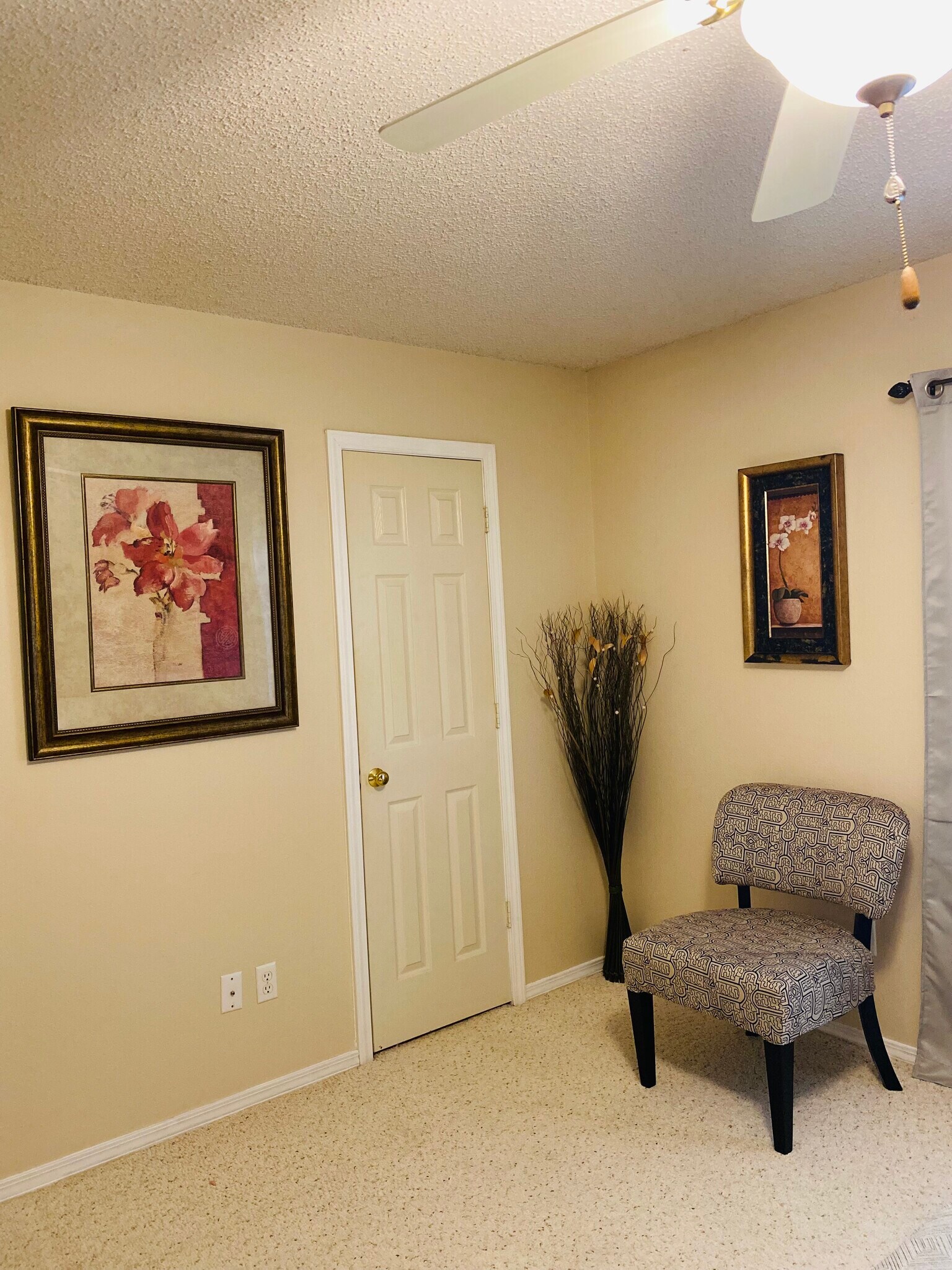 Building Photo - 104 Ivy Pl