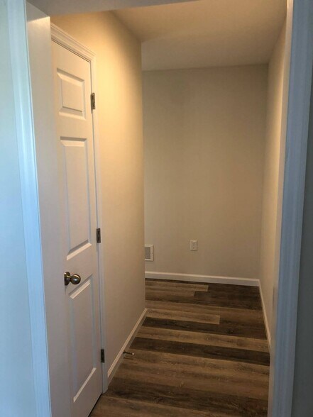 Building Photo - 8022 Wilburn Way