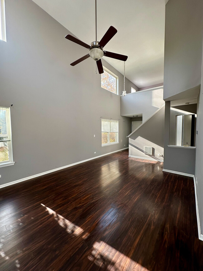 GRAND LIVING ROOM - 1493 Meadowsedge Ln