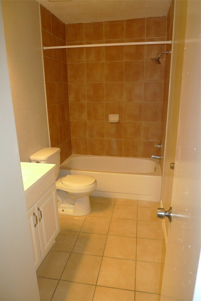 Building Photo - 7015 Caladero Dr