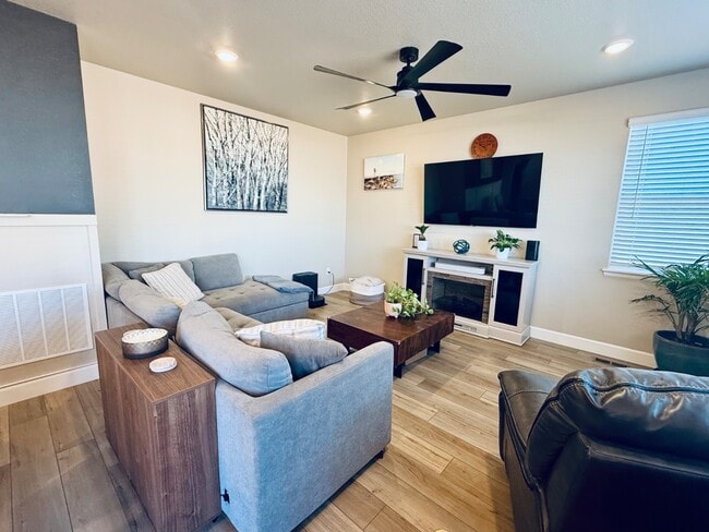 Building Photo - Nearly-New 4-Bed in Terrain with Deck, Office, and Resort-Style Amenities