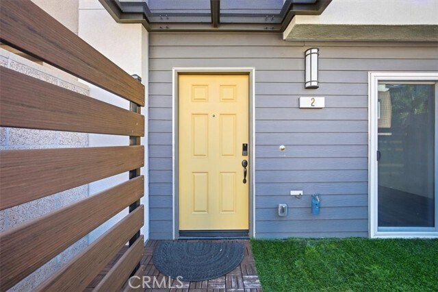 Building Photo - 14051 Diamond