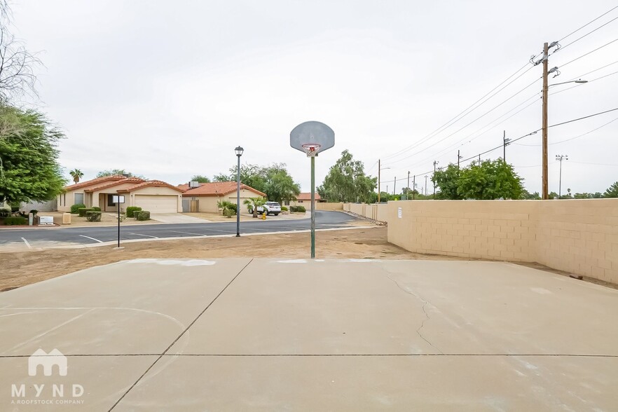 Building Photo - 4545 N 67th Ave