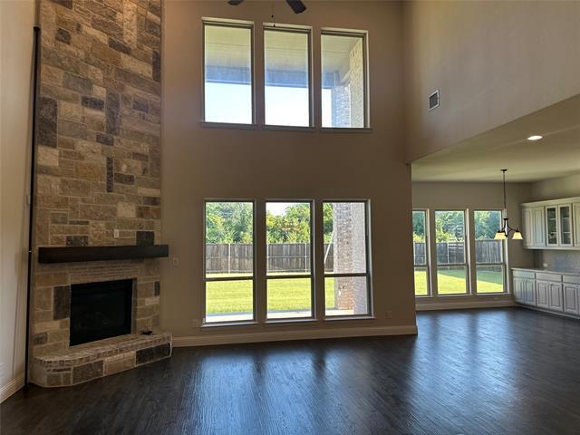 Building Photo - 1316 Gideon Way
