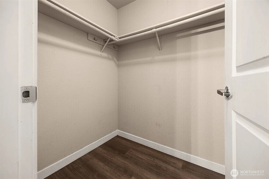 Building Photo - 1311 12th Ave S