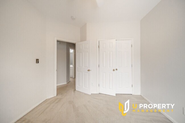 Building Photo - Location! Location! Two bedrooms downstair...