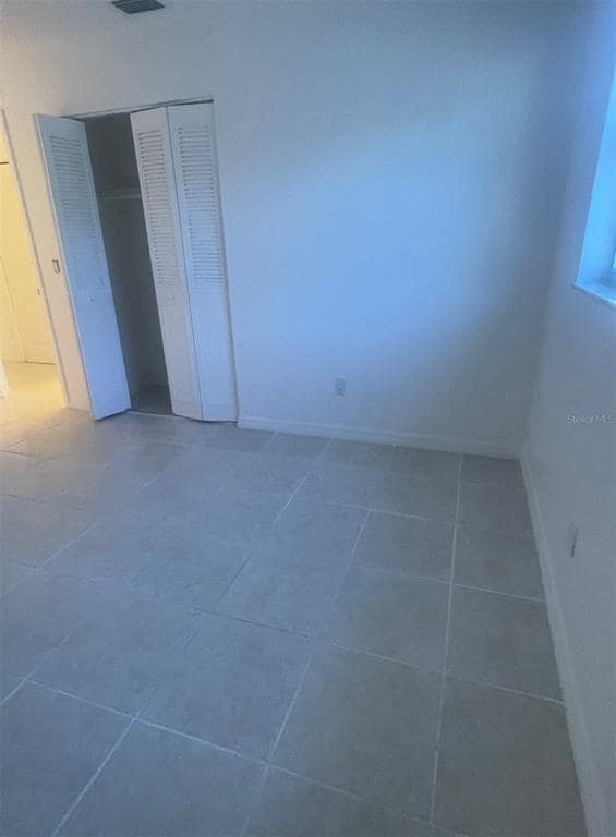 Building Photo - 3004 Oaklawn Ave