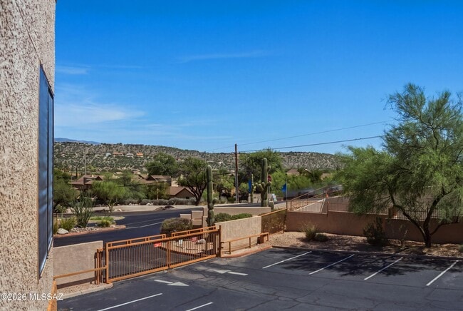 Building Photo - 7255 E Snyder Rd