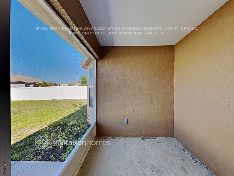 Building Photo - 3376 Sanoma Dr