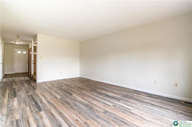 Building Photo - 48 Olde Penn Dr