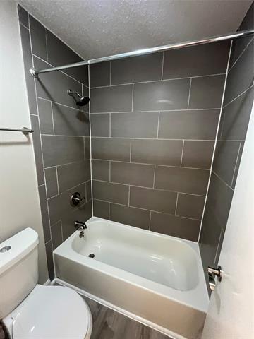 Building Photo - 1733 Leicester St