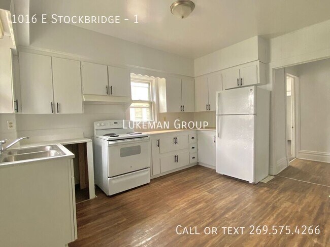 Building Photo - 1016 E Stockbridge-1