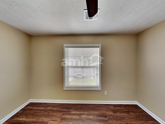 Building Photo - 3405 Guy Harbor Way