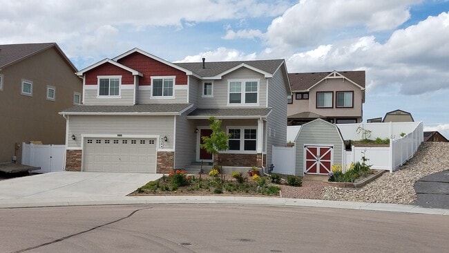 Building Photo - Beautiful 4/3/2 Fountain Valley Home Close...