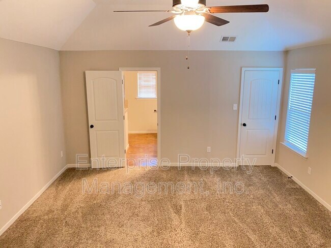 Building Photo - 9404 Eckley Pl