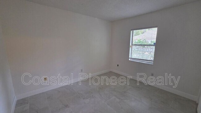 Building Photo - 18306 Crawley Rd