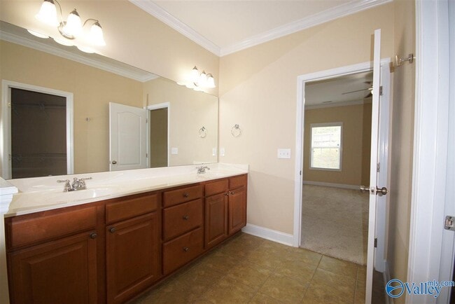 Building Photo - 106 Back Creek Cir NW
