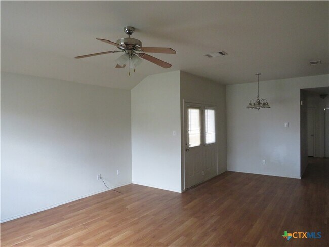 Building Photo - 6509 Temora Loop