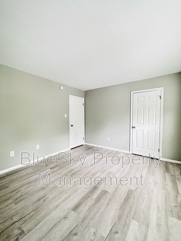 Building Photo - 2764 Gatewood Cir