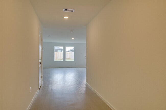 Building Photo - 21611 Willow River Canyon Ln