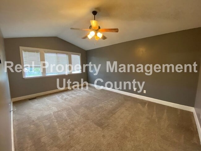 Building Photo - 1769 S 700 W