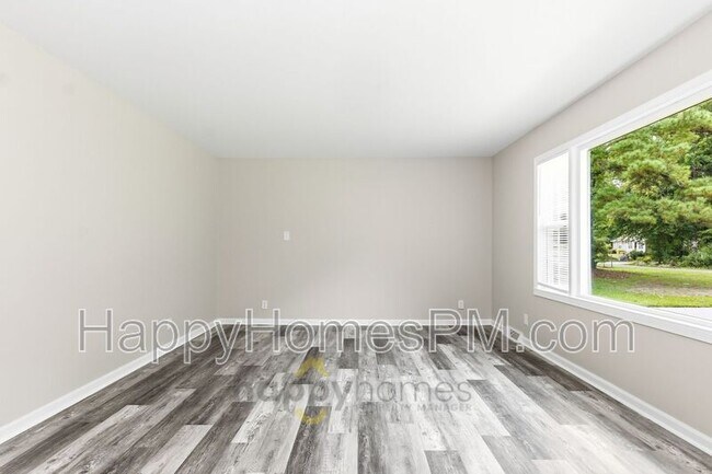 Building Photo - 508 Whiterock Lane
