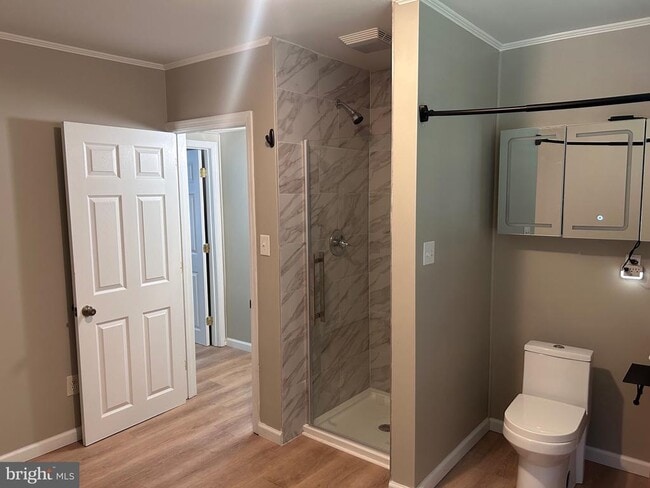 Building Photo - 145 Wilson St