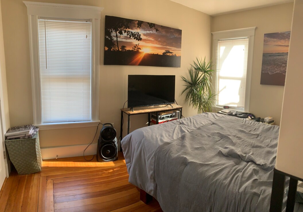 Building Photo - 102 Morrison Ave