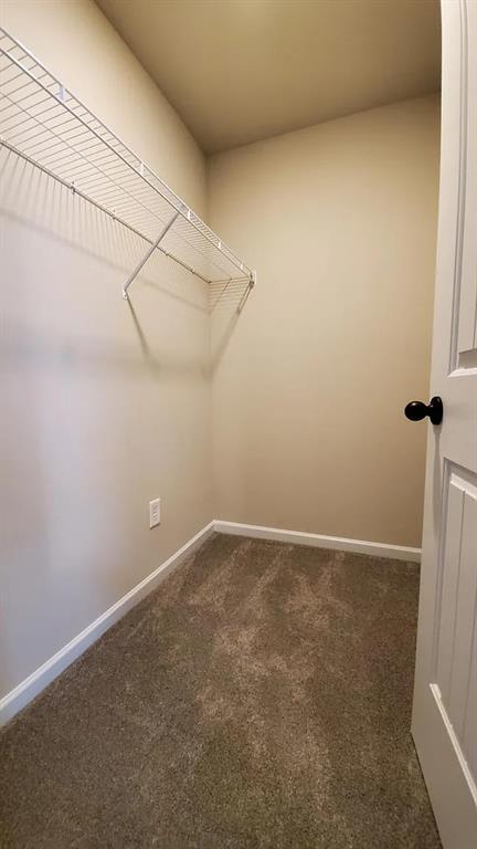 Building Photo - 1055 Bayrose Cir