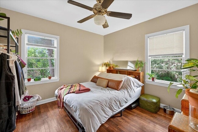 Building Photo - 1454 S Gadsden St