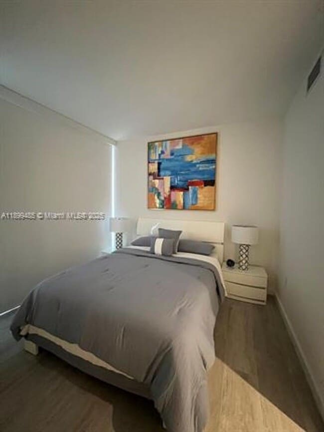 Building Photo - 55 SW 9th St