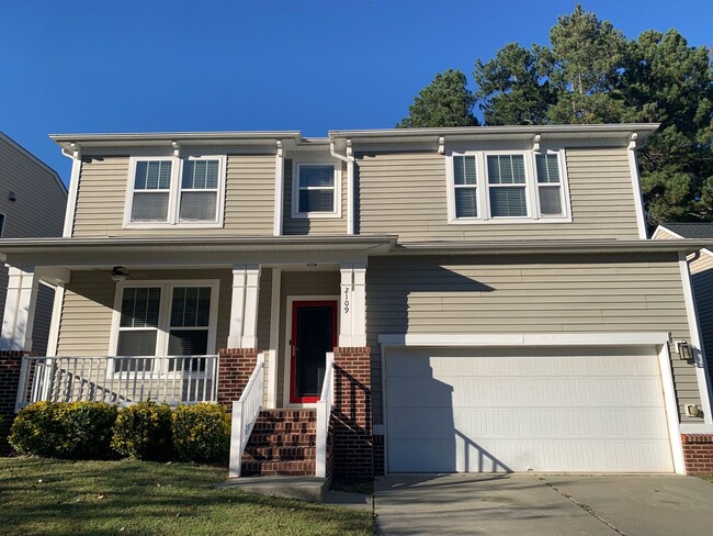 Primary Photo - Spacious Residence In Durham, Near Highway...