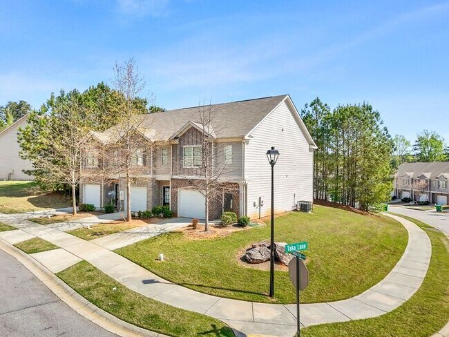 Building Photo - 3316 Pennington Dr