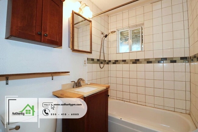 Building Photo - 4207 Balls Ferry Rd