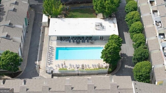 Building Photo - 1364 Rietveld Row NW