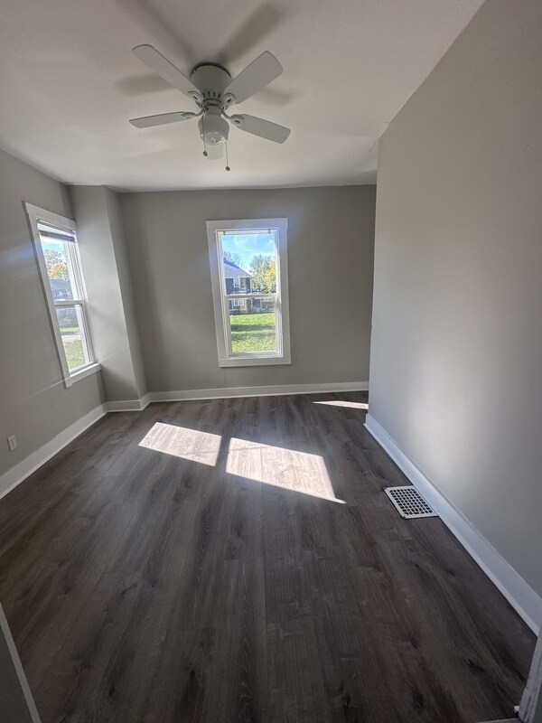 Building Photo - 8617 Force Ave