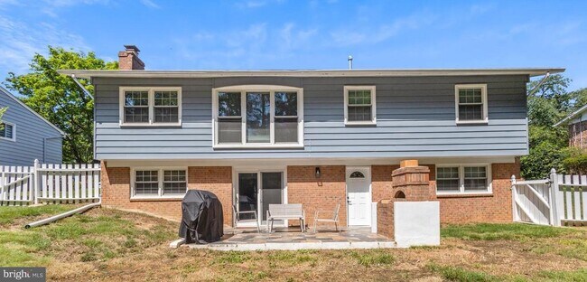 Building Photo - 2411 Jackson Pkwy