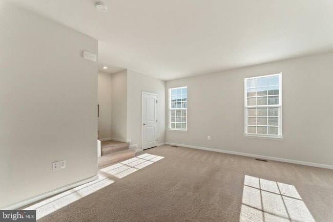 Building Photo - 36087 Fawn Ln