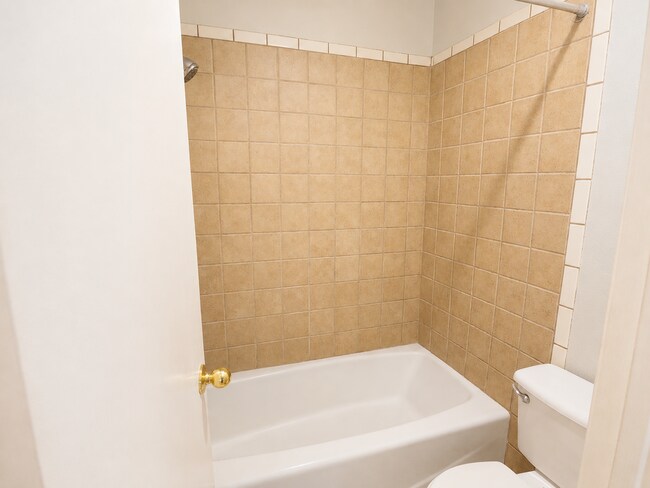 Building Photo - Great Home in South Austin - 78745 that backs to greenbelt