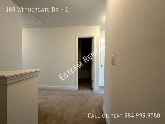 Building Photo - 189 Wethergate Dr