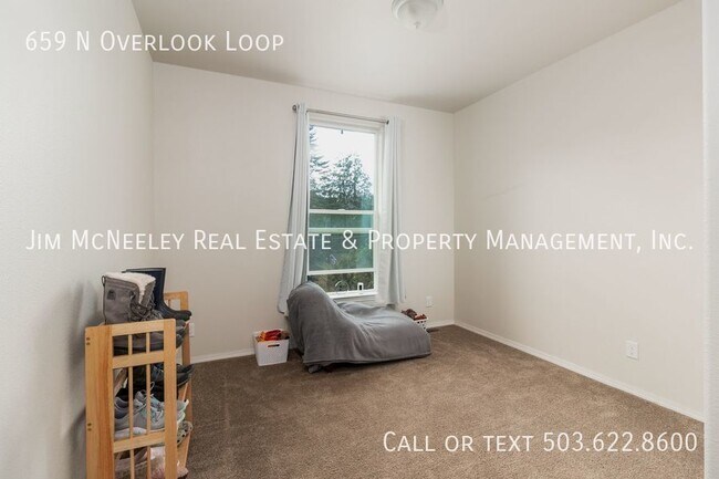 Building Photo - Well Maintained 3 Bedroom Home In Otis