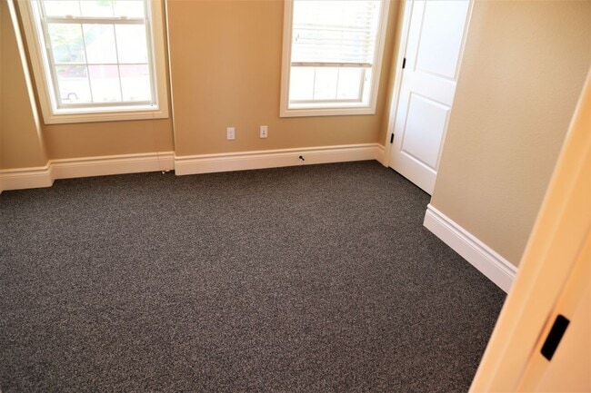 Building Photo - 971Circ