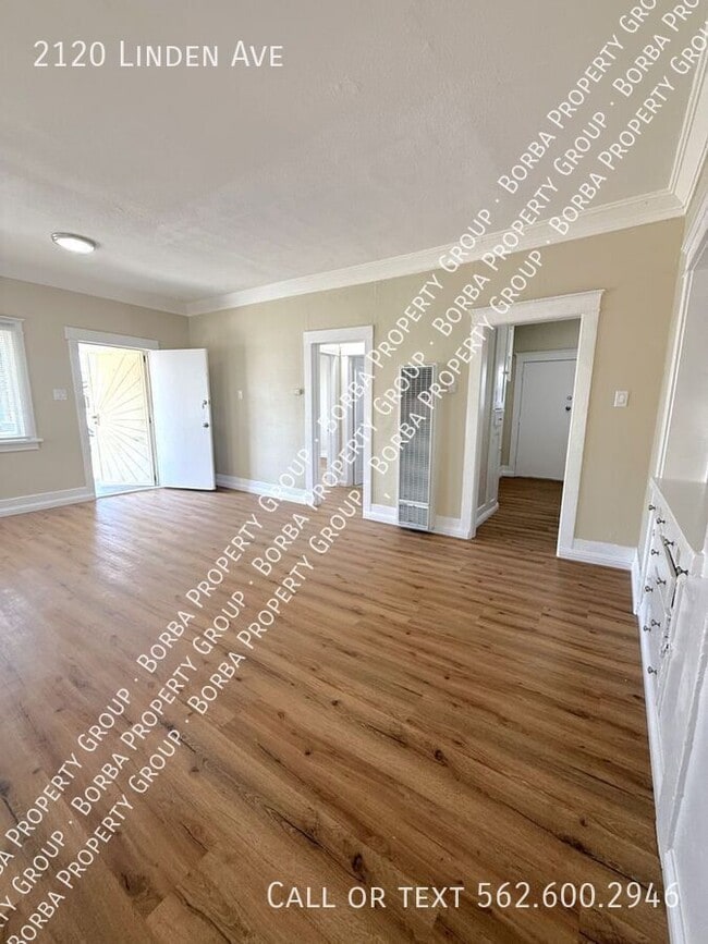 Building Photo - 2120 Linden Ave