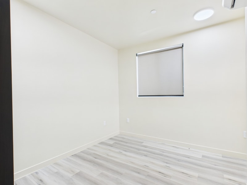 Building Photo - 8455 Langdon Ave