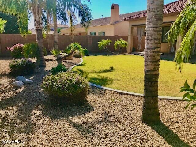 Building Photo - 14313 W Alvarado Dr