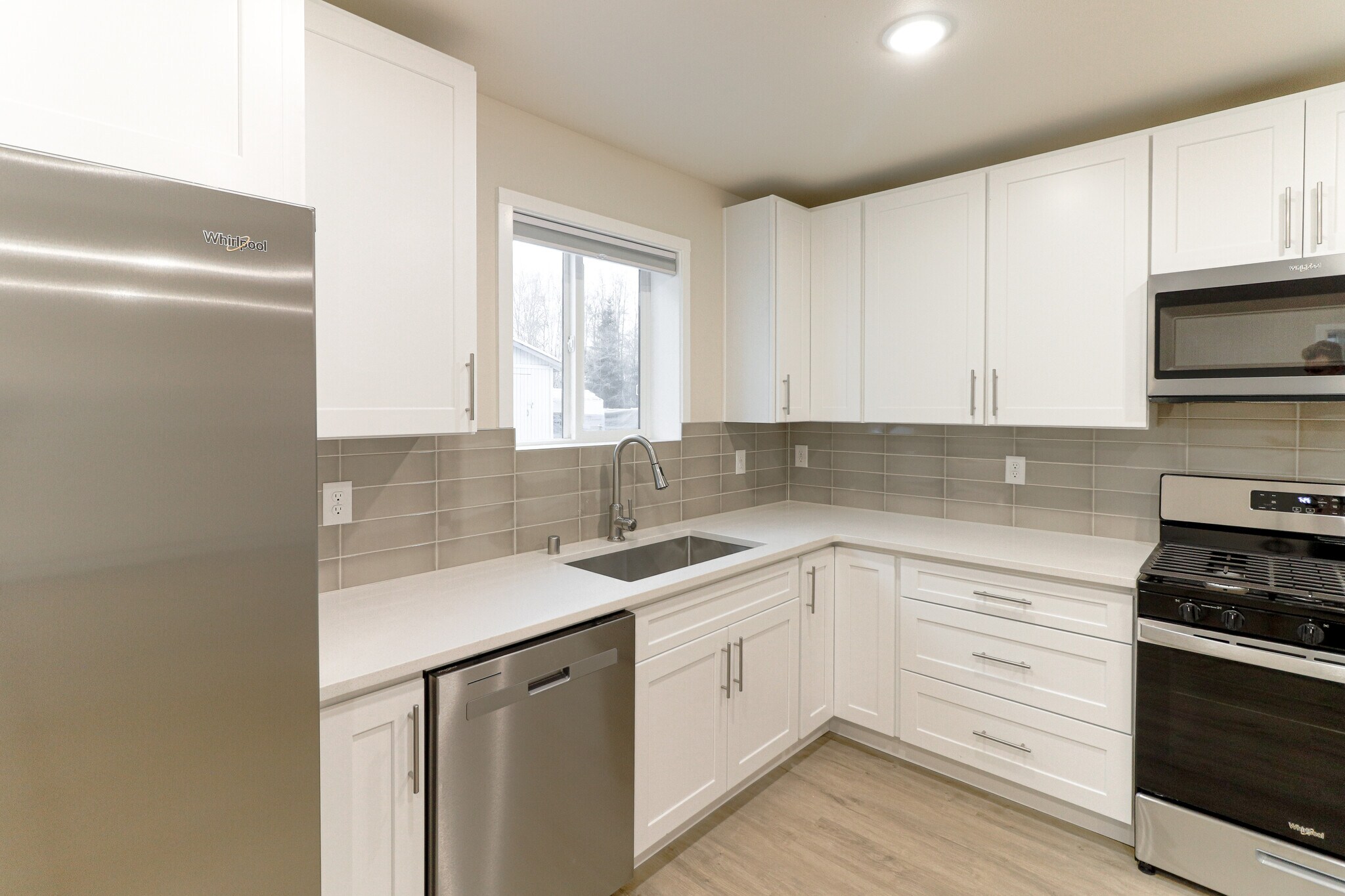 Building Photo - 8202 Mentra St