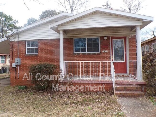 Primary Photo - 1657 18th Way SW
