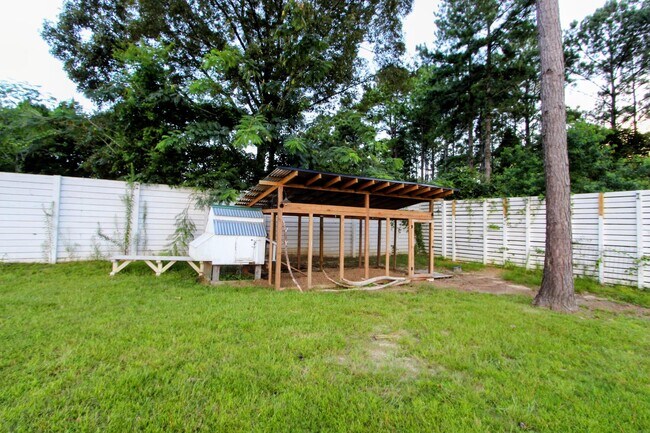 Building Photo - 3116 Pinot Way