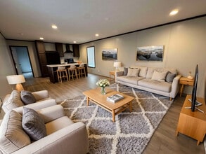 Building Photo - 114 Shady Grove Dr