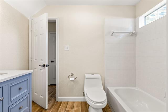 Building Photo - 2817 Ridgemere Dr